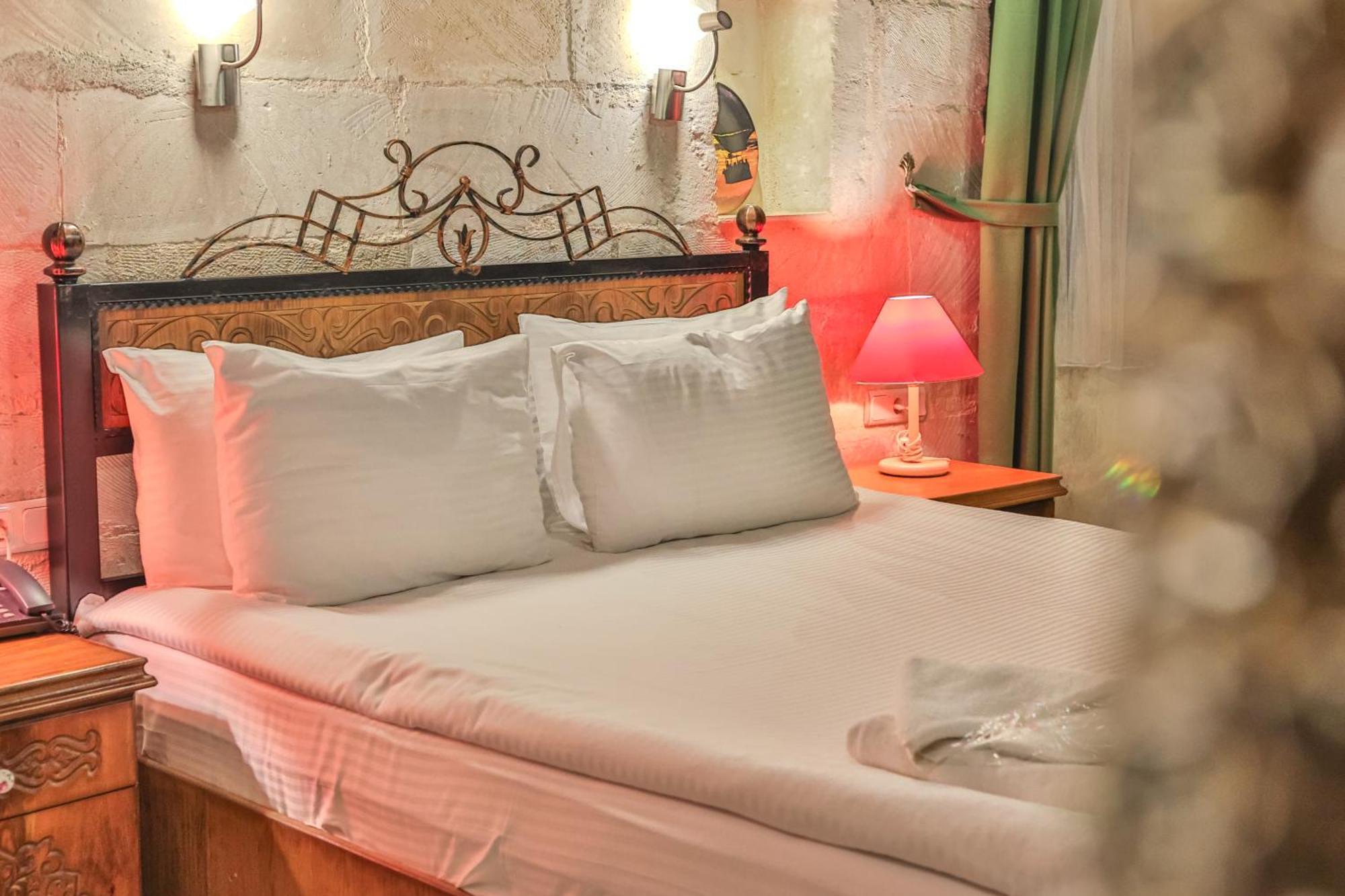 Bedrock Cave Hotel (Adults Only) Göreme Zewnętrze zdjęcie