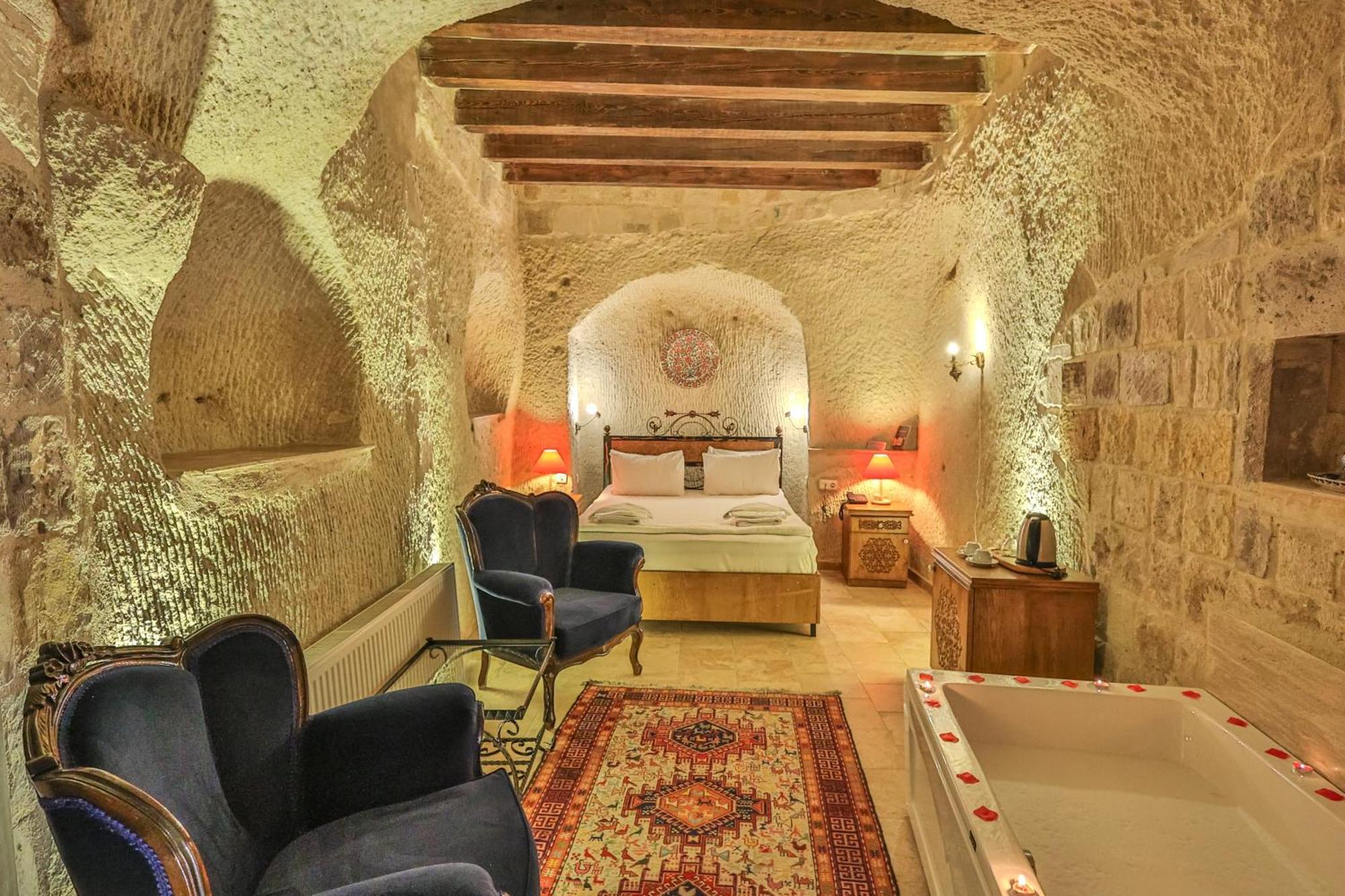 Bedrock Cave Hotel (Adults Only) Göreme Zewnętrze zdjęcie